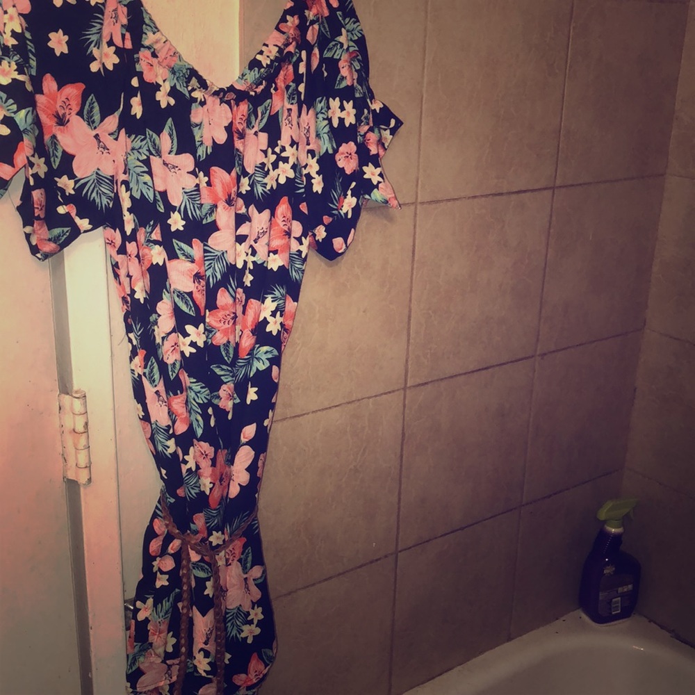 Floral Plus Size Dress with belt